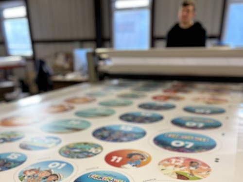 Where to buy stickers? How to choose an online sticker supplier