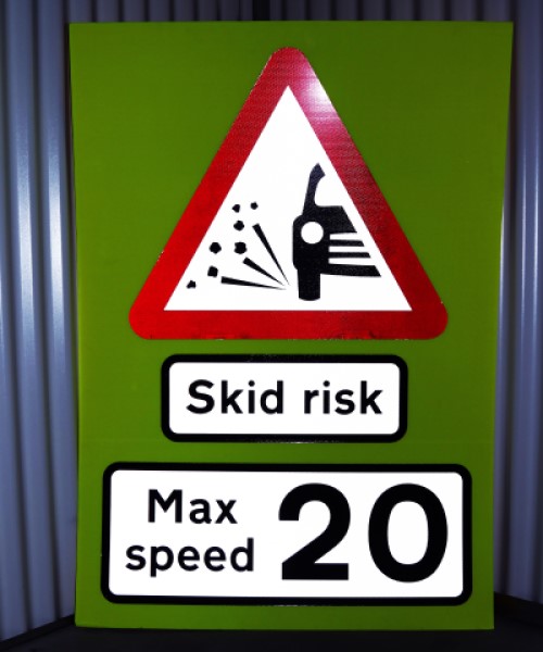 Skid risk signs