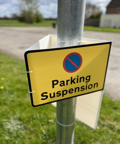 Parking suspension lamppost signs