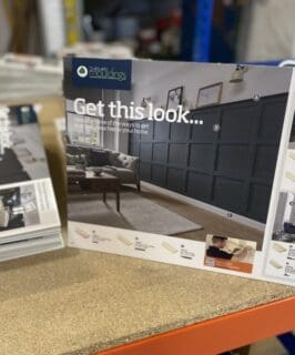 advertising strut card